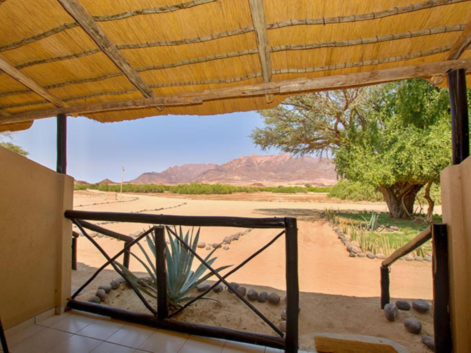 Brandberg White Lady Lodge Uis Exteriör bild