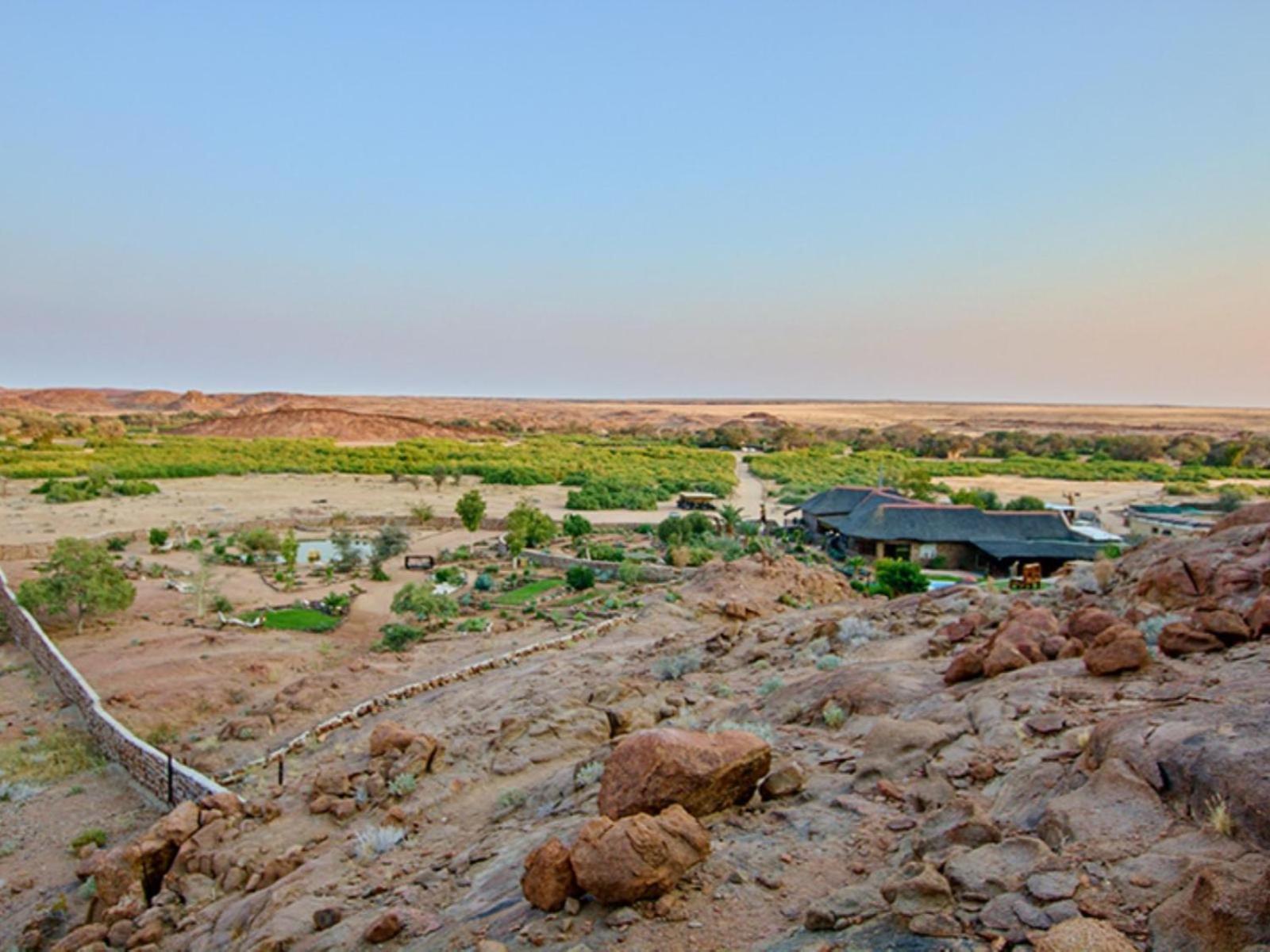 Brandberg White Lady Lodge Uis Exteriör bild